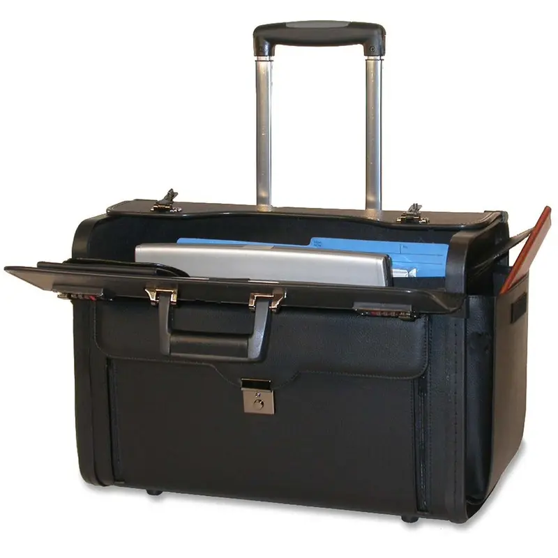 Bond Street Carrying Case for 17" Notebook - Black