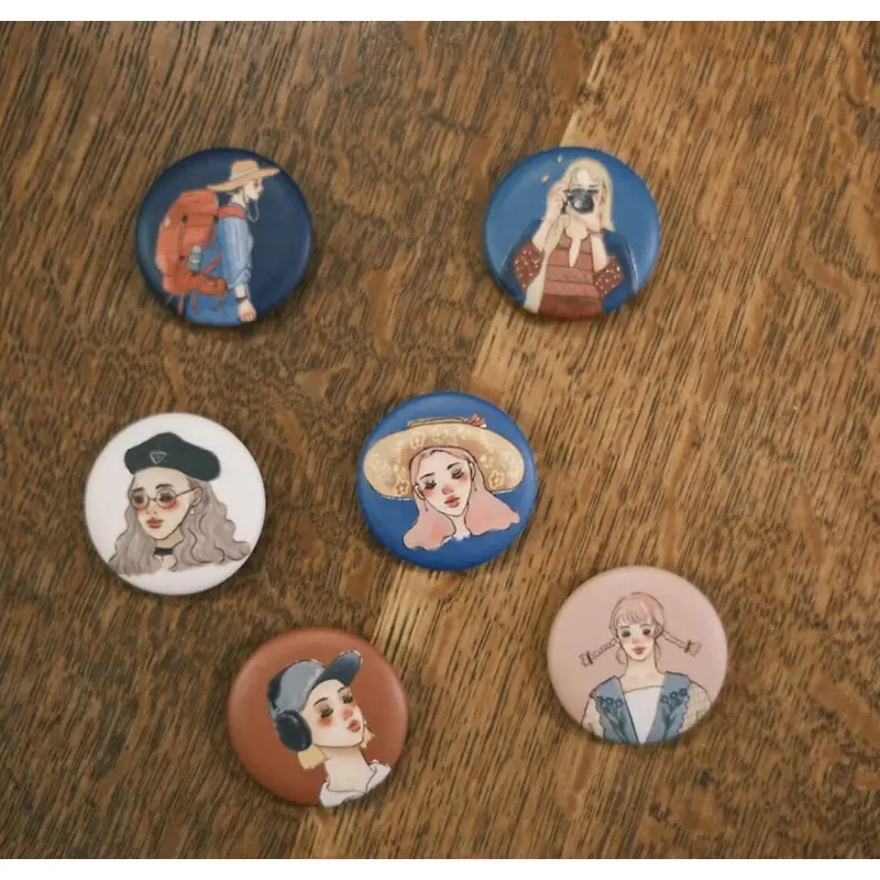 La Dolce Vita Road Trip Series Of BadgesHeadphones