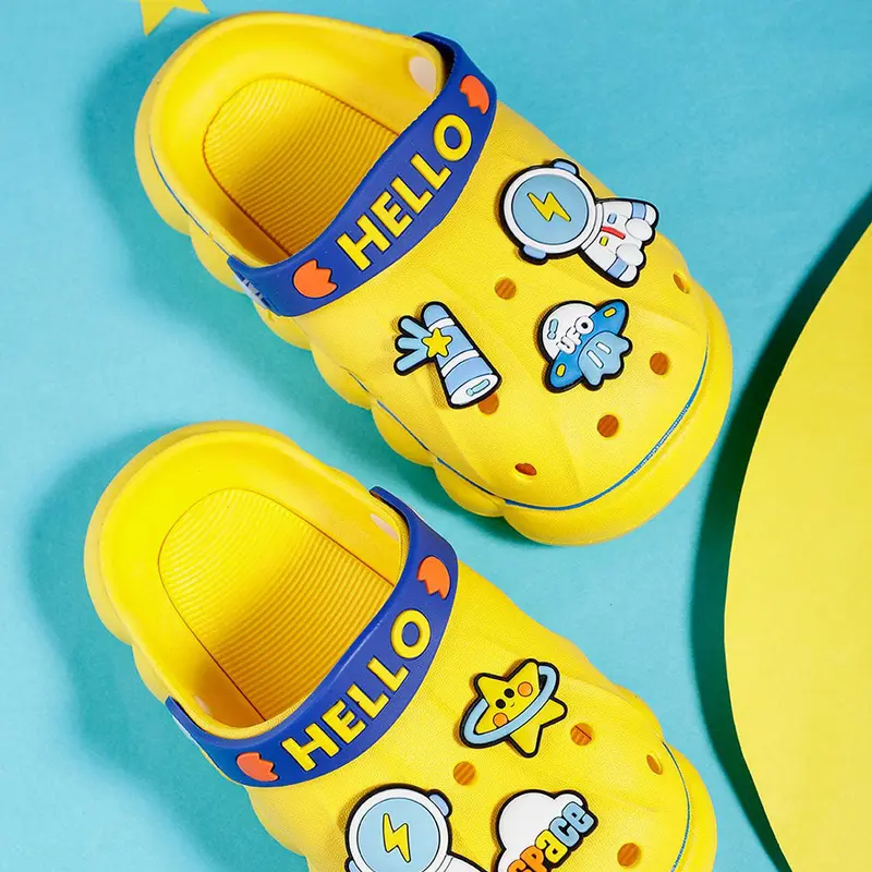 Astronaut Crocs For KidsWhite / 18-19