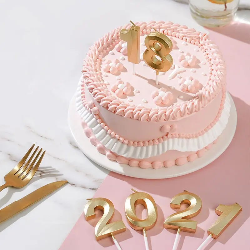 Birthday New Digital Number Candle / 22FK1430 / Gold